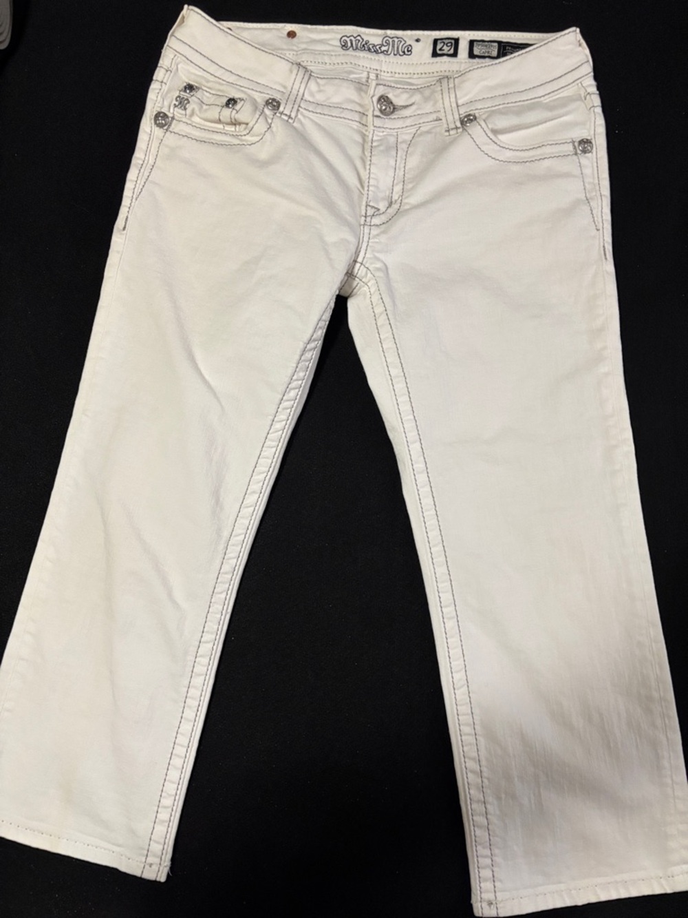 Miss Me Capri Jeans